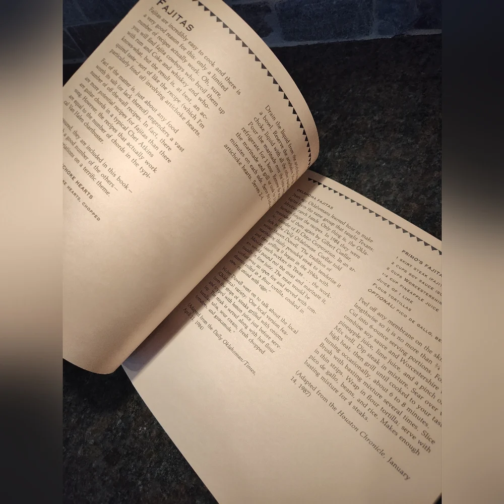 The Official Fajita Cookbook By Richard L Miller, Softcover